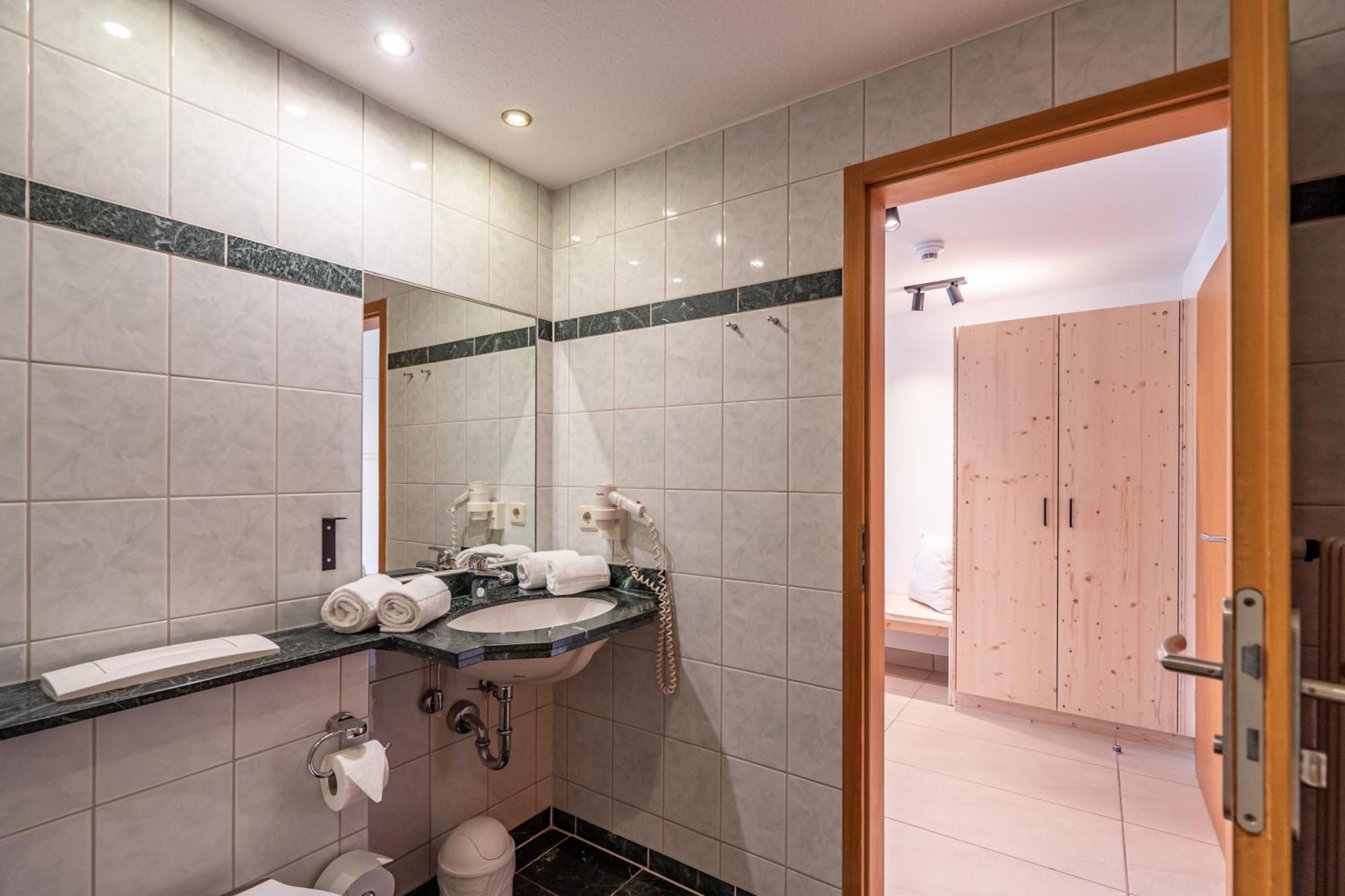 Stuub Jostal Apartment Titisee-Neustadt Bilik gambar